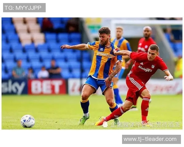 什鲁斯迎战福利特争夺英甲联赛关键三分的激烈对决