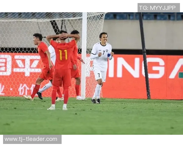 中国队在友谊赛中以两球战胜乌兹别克斯坦展现强大实力